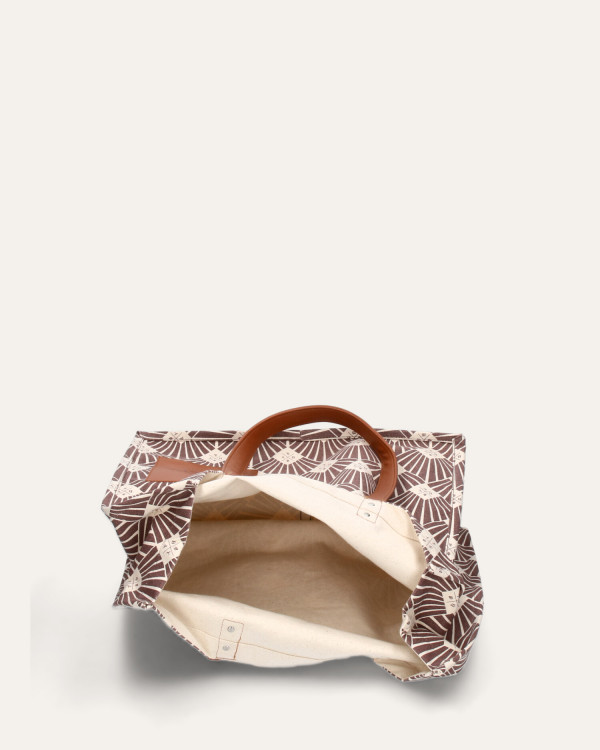 B&Y TOTE